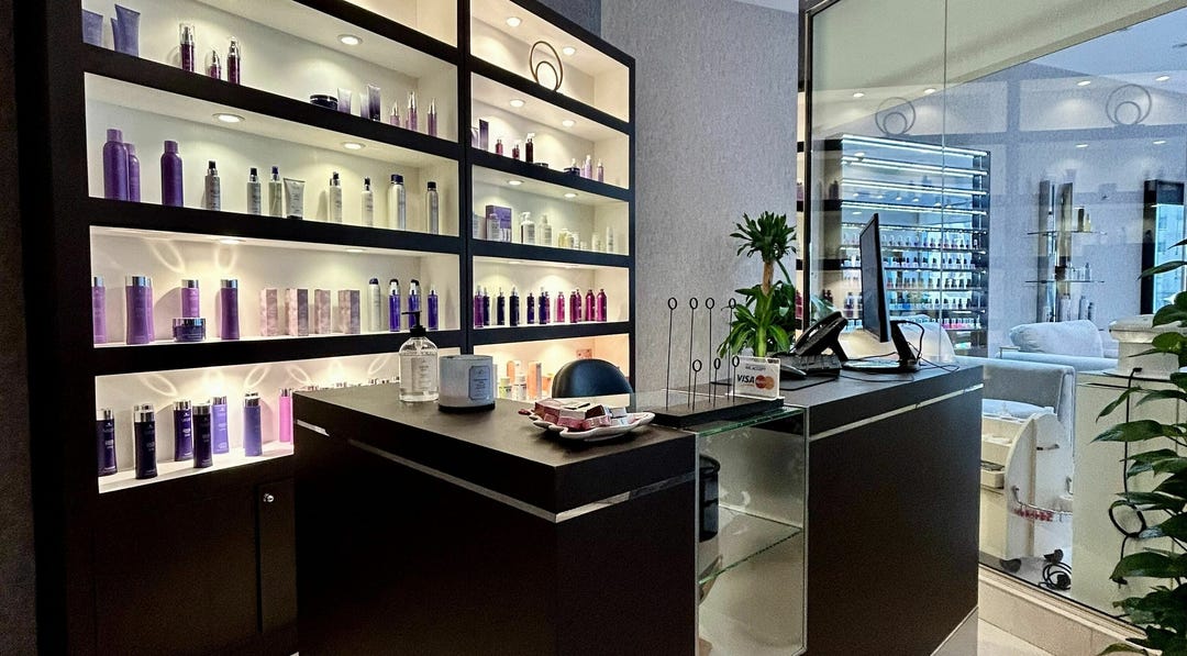 Reception area and product shelves at Venere By Ann
